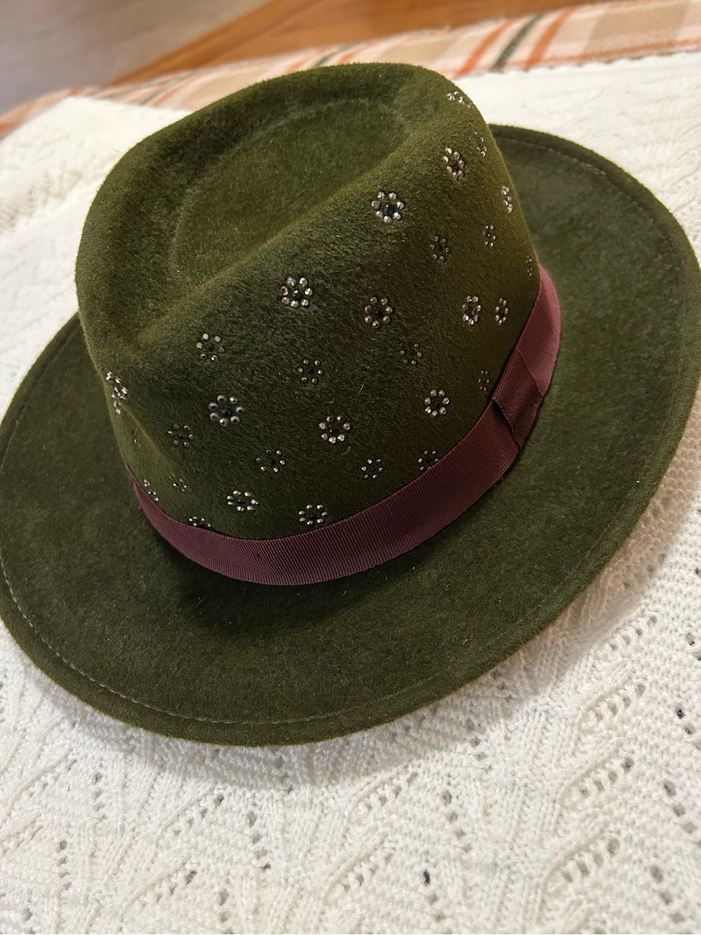 Etro Milano 100% Rabbit Fur Felt Fedora Hat w/ Rhinestones - Green / Size 57